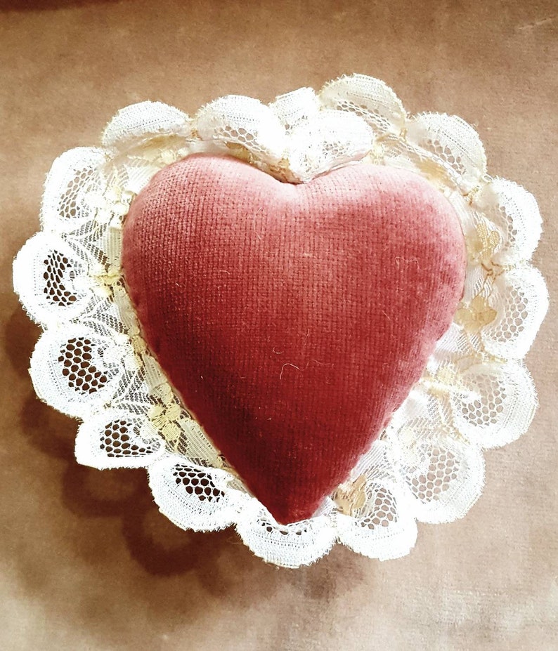 Vintage pin cushion. hand made heart shaped pin cushion. Pink Etsy