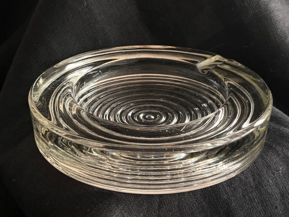 VTG MCM Metropolitan Bullseye Pattern Heavy Clear Glass Ashtray Mid-Century Art Deco Vintage Dish