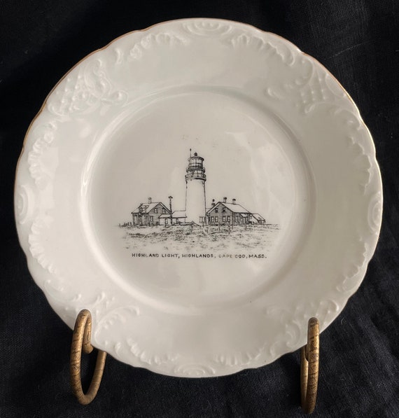 VTG MCM Cape Cod Light House Plate Illustrated Souvenir Plate