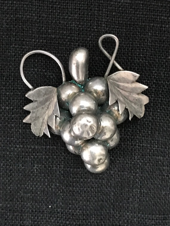 Vintage Sterling Silver Grape Bunch Pendant Pin Iguala Mexico
