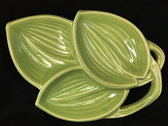 MCM McCoy Pottery Leaf Serving Bowl Bright Green Lime Chartreuse