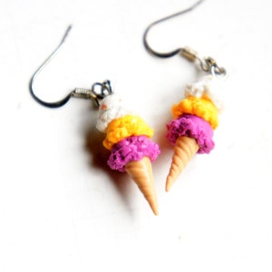 Dreifache Kugel Konfetti Ice Cream Ohrringe - Miniatur-Lebensmittelschmuck