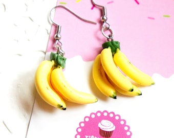 Pendientes de plátano de arcilla polimérica hechos a mano: joyería de frutas tropicales