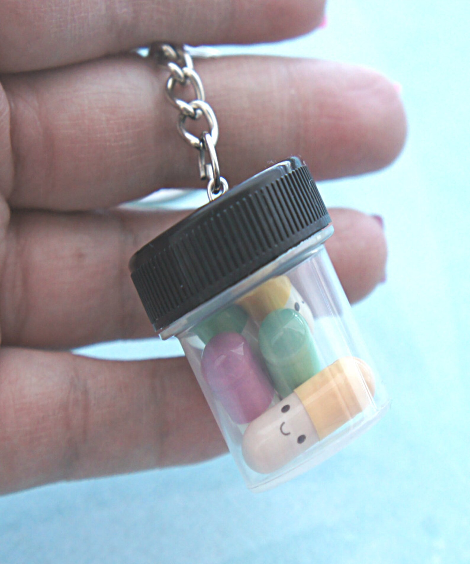 Photo Keychain Walgreensl015 Round White Pill - xhvkgka