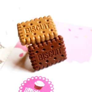 Biscuit Cookie Ring- miniature food jewelry, food ring, cookie ring