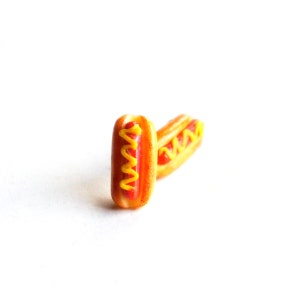 Puces d'oreilles sandwich hot-dog