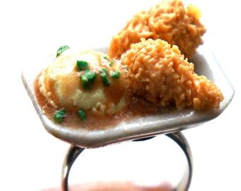 Fried Chicken and Gravy ring-miniature food, food jewelry