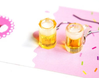 1 paio creativo poliresina decorazione di perle finte Boccale di birra Orecchini pendenti per donne per decorazione quotidiana | SHEIN ALIA