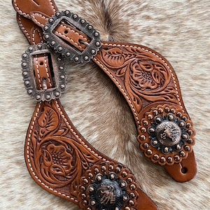 Pair Ladies Barrel Racer Concho Design Western Spur Straps