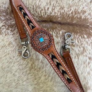 Western Embossed Leather Belt with Braided Horsehair Accent Tony Lamar Womens Hand Braided Horsehair Belt With Sterling  main image 2