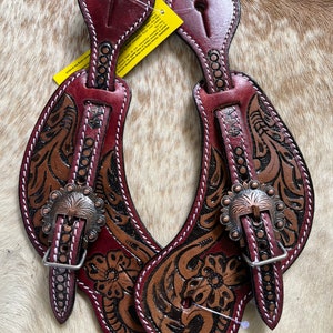 Pair of Ladies Size Two Tone Genuine Leather Western Spur Straps