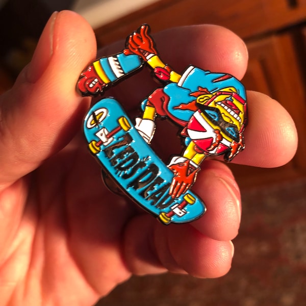 Rocket Power Zed’s Dead Otto Hits The Half Pipe 90’s Nicktoons Pin