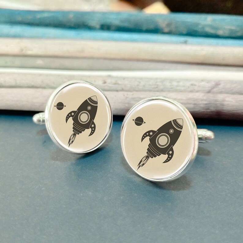 Custom Personalized Cufflinks Tie Bar Vintage Rocket in Space Cuff Links Tie Clip Wedding Groom Father Gift Man Accessories Cufflink