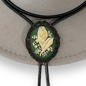 Krawat Western Bolo, zielony konwalia, majowy, regulowany, skórzany sznurek dla drużbów ślubnych