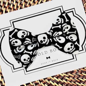 Halloween Dog Bow Tie & Cat Bow Tie Skeletons, Fall Dog Bowtie for Dog Collar, Halloween Bow Tie, Bow Ties, Fall Dog Bow Tie, Collar Bow Tie