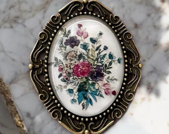 Floral Brooch Victorian with Frame Antique Style, Lapel Pin Vintage Jewelry Botanical Accessory