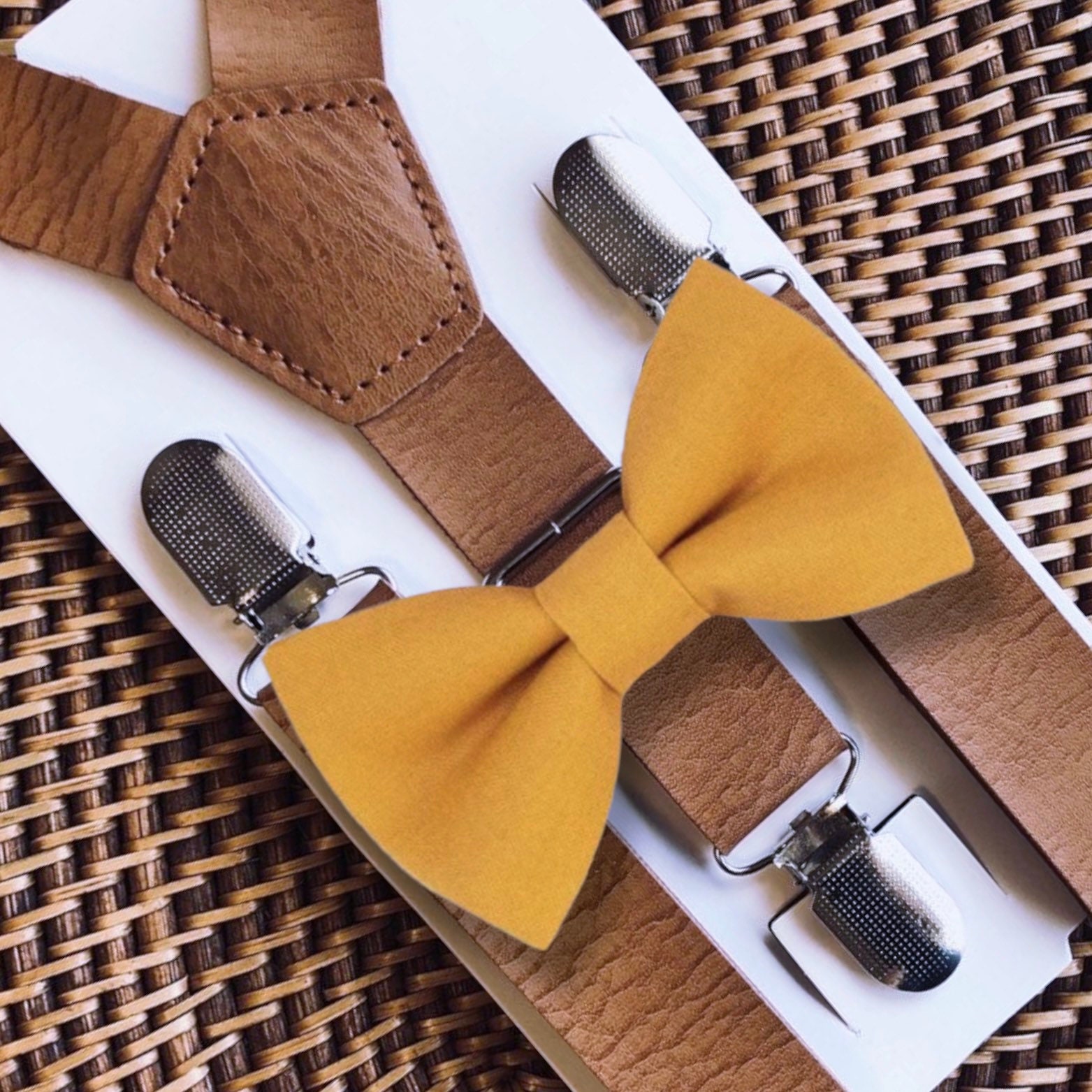 Matching father and son bowties Accessoires Riemen & bretels Bretels Mustard bow tie & braces for men and boys Men's braces Mustard wedding suspenders for groom and groomsmen 