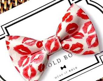Valentines Day Dog Bow Tie or Cat Bow Tie for Valentines Day Gift, Dog Gift, Valentines Gift, Dog Bows for Dog Collar, Dog Accessories