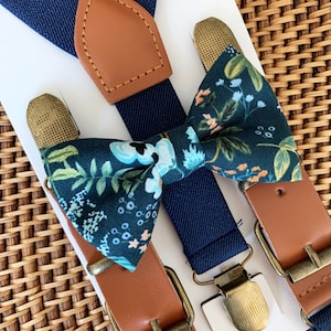 Navy/Dark Green Floral Bow Tie & Navy Buckle Suspenders, Ring Bearer Outfit Gift, Wedding Bow Ties, Boys Bow Tie, Mens Bow Ties