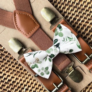 Sage Green Floral Bow Tie & Brown Vegan Buckle Suspenders for Wedding, Ring Bearer Outfit, Gift for Groomsmen Wedding Outfit