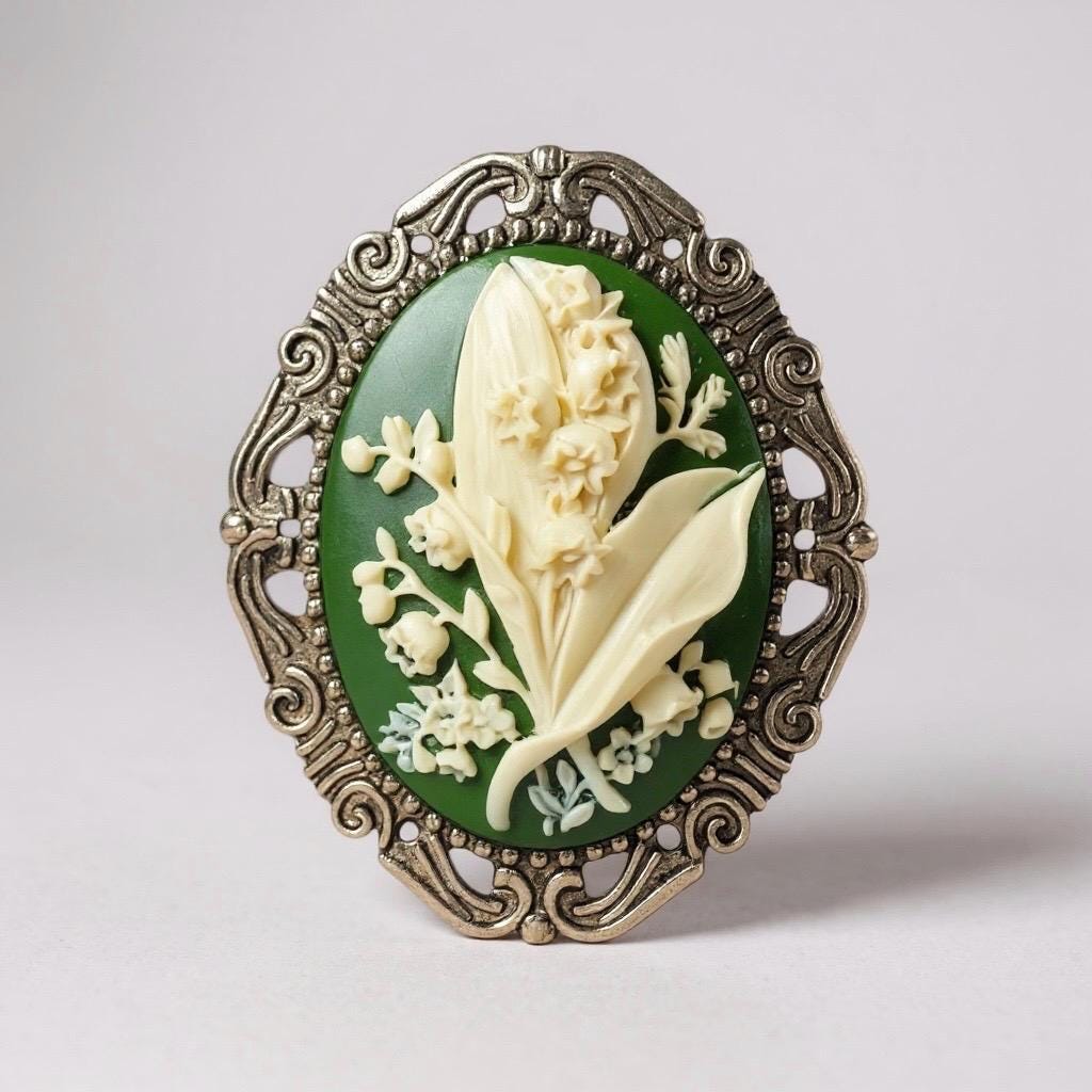 決算SALEで更にお安く❣️美品❣️Liverino Cameo 女性肖像 ブローチ Lily of the Valley Brooch: Silver Cameo, Vintage May Flower Pin - Etsy