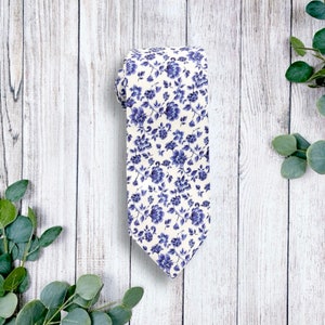 Floral Blue Necktie for Dusty Blue Wedding, Mens Floral Ties for Wedding Groomsmen Ties