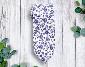 Floral Necktie: Dusty Blue Wedding Groomsmen Tie