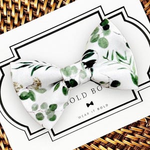 Sage Green Dog Bow Tie, Sage Bowtie, Dog Bow Ties, Sage Wedding, Dog Ring Bearer, Dog Bowties, Dog Tie for Dog Collar, Dog Bows, Dog Wedding