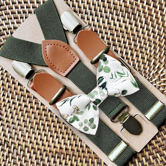 Sage Green Floral Bow Tie & Vegan Buckle Green Suspenders for Wedding, Ring Bearer Outfit, Gift for Groomsmen Wedding Outfit
