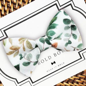 Sage Green Dog Bow Tie for Sage Wedding, Dog Ring Bearer Gift, Dog Bow ties for Pet Lover Present, Dog Wedding Tie for Dog Collar