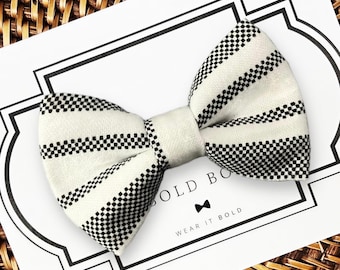 Plaid Dog Bow Tie, Minimalist Farmhouse Christmas Collar Accessory