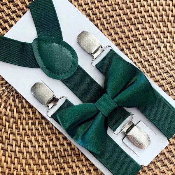 Emerald Green Bow Tie, Green Wedding Bow Tie, Green Ties for Ring Bearer Outfit, Toddler Ring Bearer Gift, Emerald Ties for Groomsmen