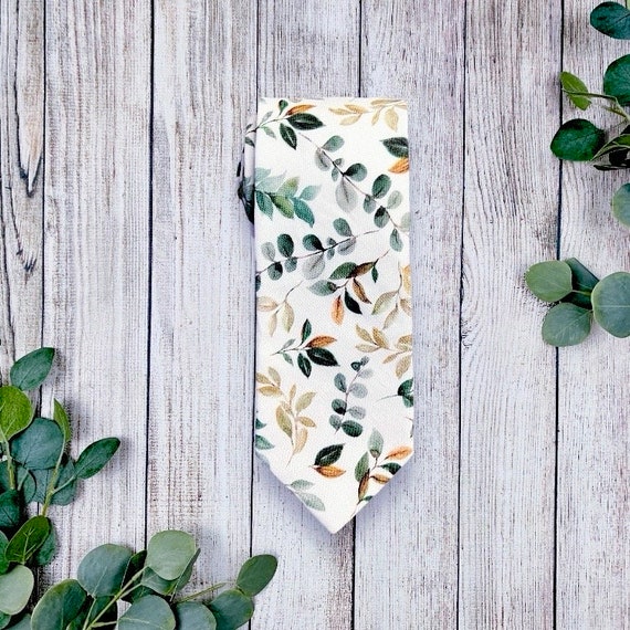 Sage Green Tie, Men’s Necktie for Weddings, Floral Sage Tie for Groomsmen Ties