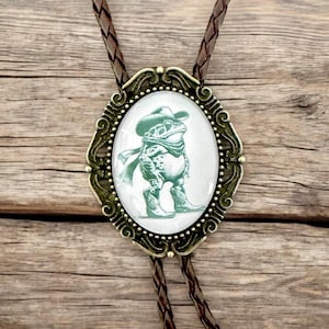 Bolo Tie with Green Frog Western Wedding Mens Jewelry, Leather Cowboy Jewelry for Men Gifts for Men Gift for Him Western Gifts