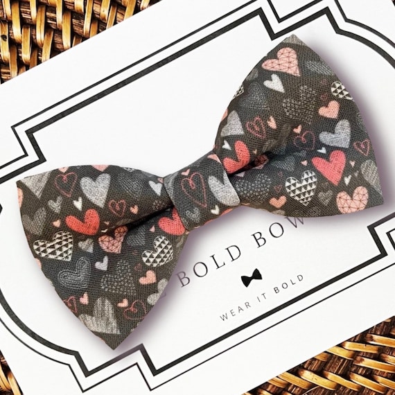 Valentine's Day Heart Dog Bow Tie, Cat Bow Tie, Heart Bowtie, Valentines Gift, Pet Lover Gift, Pet Gift, Gifts for Dog Lovers, Dog Owner