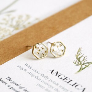 ALOTSS / Ohrring / weiß / Cooler Ohrring, botanischer Schmuck, süße Ohrringe, zierliche Ohrringe, einzigartiger Schmuck, Ohrstecker, Hochzeitsgeschenk, Geschenk