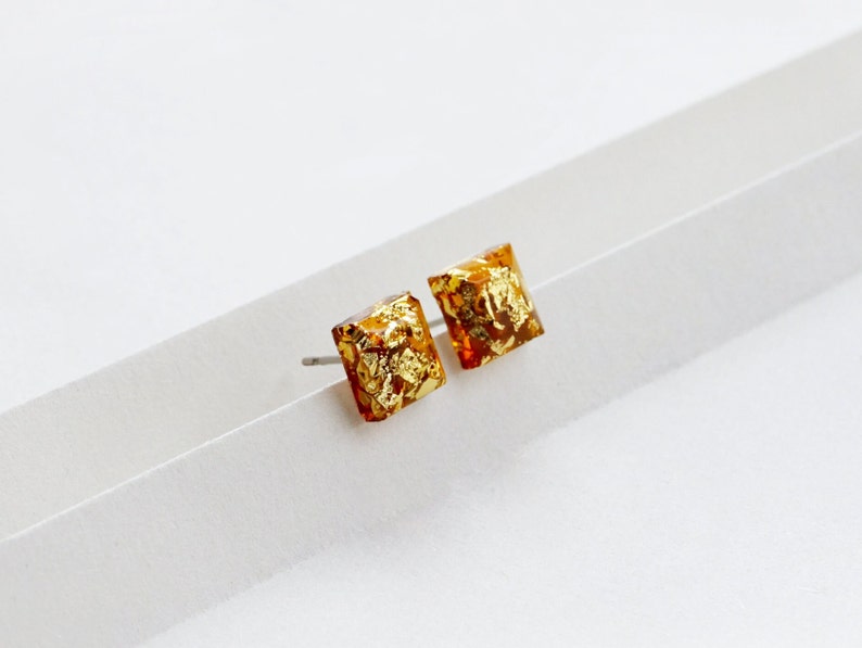 ALOTSS / earring / amber gold / minimalist, cool earring, dainty jewelry, cute earrings, everyday jewelry, cool jewelry, stud earrings image 4