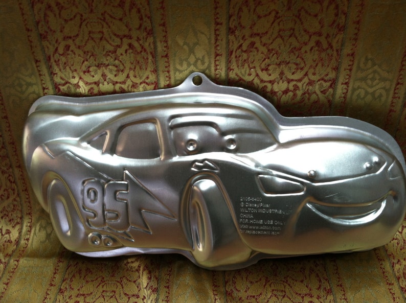 New Wilton Lightning McQueen Cars Cake Pan Lightning New Wilton Lightning McQueen Cars Cake Pan Lightning