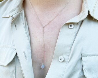 Delicate Necklace in Sterling Silver with Chalcedon // Y-Necklace with faceted gemstone drop