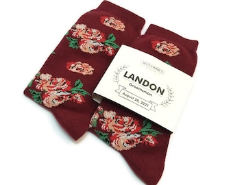 CHAUSSETTES florales BOURGOGNE Boîte de proposition Garçons d'honneur Marié Mariage Père de la mariée Meilleur homme Porteur de l'anneau enfants taille Chaussettes Mariages d'automne 2023 Officiant