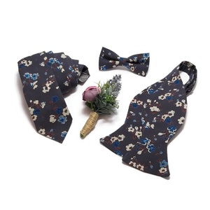 Modern Charcoal gray wedding ideas floral suspenders groomsmren groom bowtie narrow neck ties matching outfit for Father and little son gift