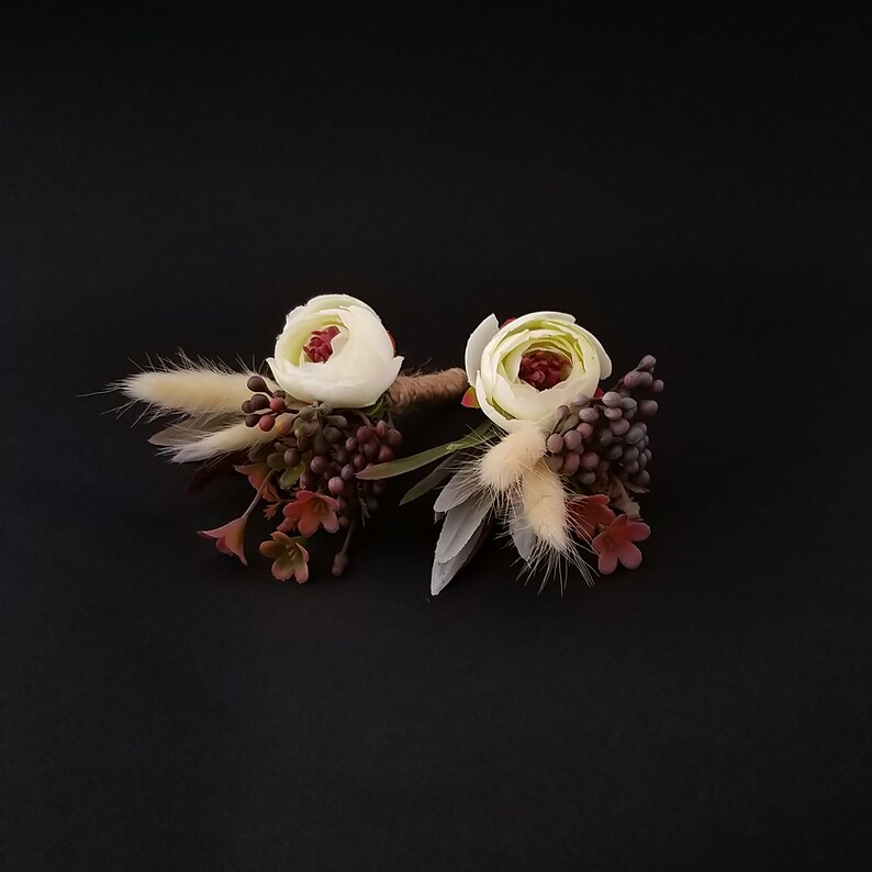 Rustic wedding boutonniere bunny tail dry flowers buttonholes Fall berries autumn blossom groomsmen flower pin groom Usher Officiant Father