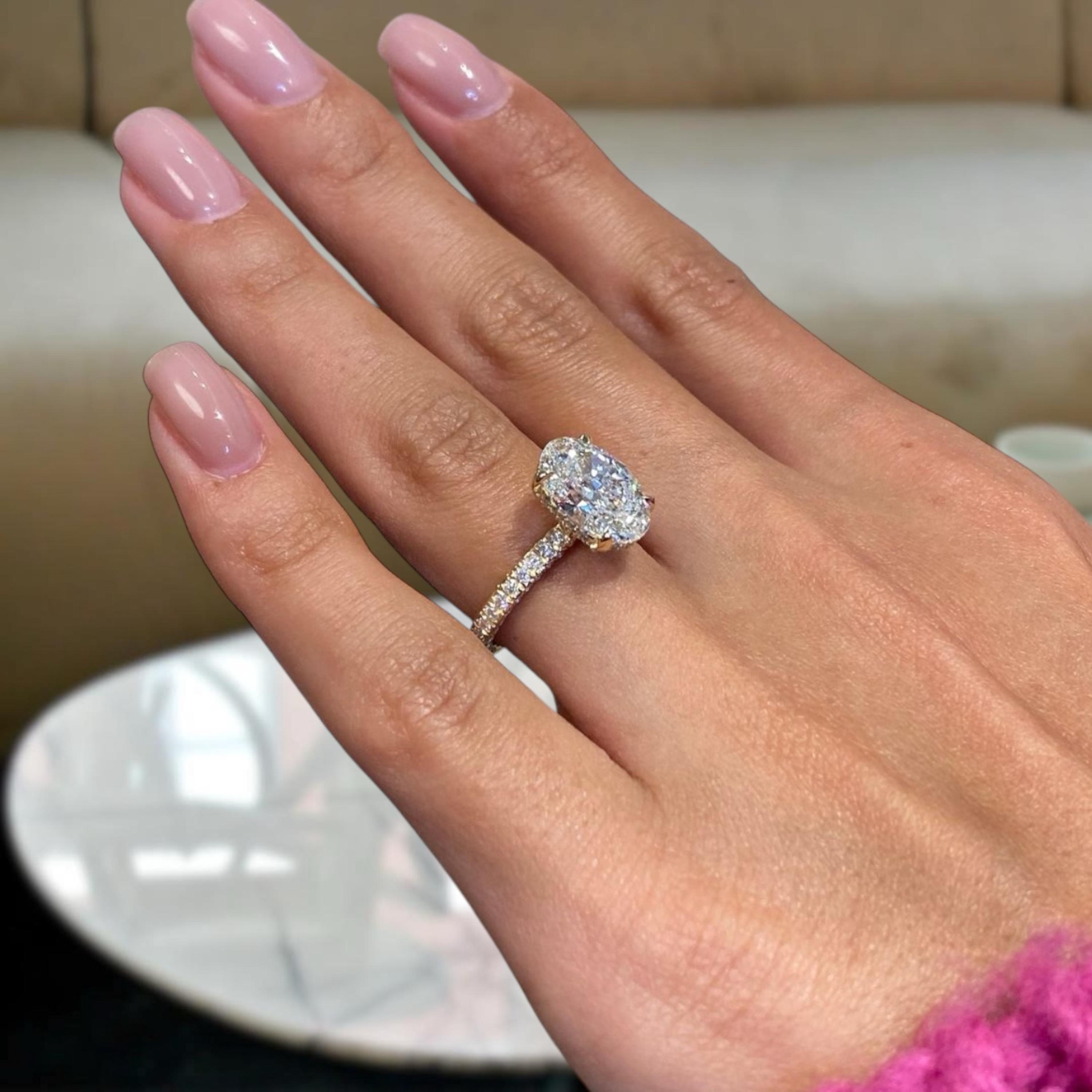 婚約指輪 14Kイエローゴールド 3.60ct IGI認定 E/VVS2 オーバルカット 