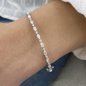 Round & Marquise Cut Diamond 1.42 ct Bangle, Sparkly E/VVS2 CVD Diamonds, White Gold 14K Elegant Design Eco Diamonds Entrancing Bracelet