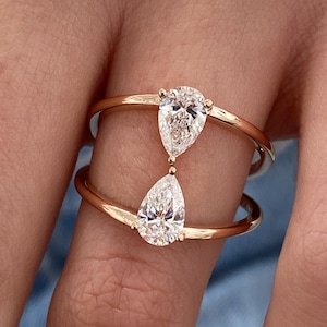 Pear Diamond 1.10 ct Two Stone Ring, Glamorous E/VVS2 CVD Diamond, Rose Gold 14K High End Design Ethical Diamond Ring
