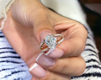 IGI Certified E/VS1 Lab Grown Diamond Promise Ring, Solid 14k Yellow Gold Split Shank Engagement Ring, 1.75 Carat