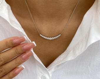 Statement Necklace 14K White Gold 1.6ct E/VVS2 Round Brilliant Cut Lab Created Diamond 4-Prong Setting 2 Round Brilliant Shaped Side Stones