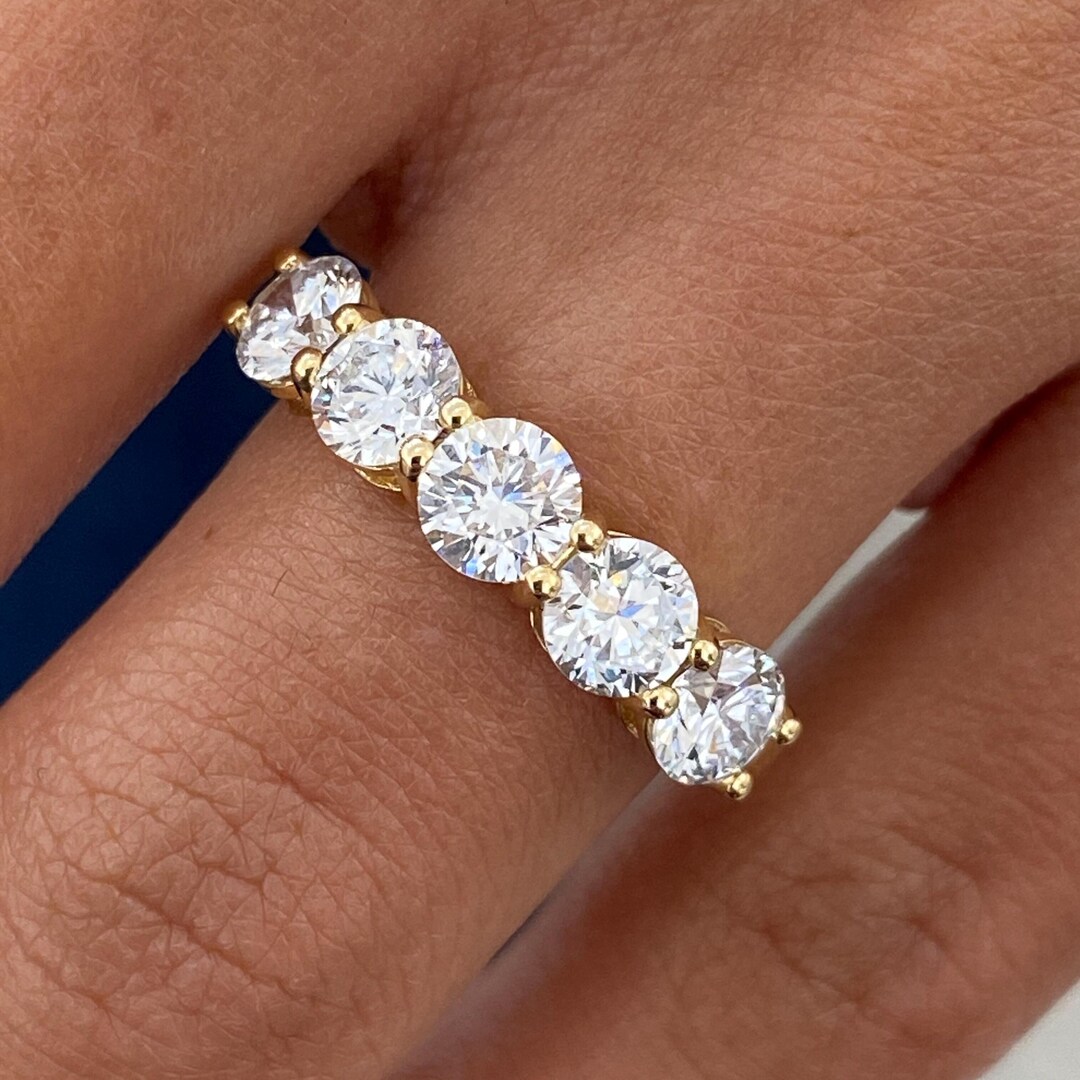 Round Diamond 1.76 Ct 5 Stone Ring, Glamorous E/VVS2 Lab Created ...