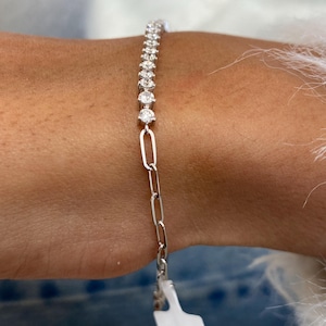 Diamond Bracelet VVS2 E Round 0.95 Carat 14K White Gold Stones and Gold Paper Clips
