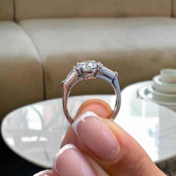 婚約指輪 950プラチナ 0.46カラット IGI認定 E/VVS2 ラウンドカット 